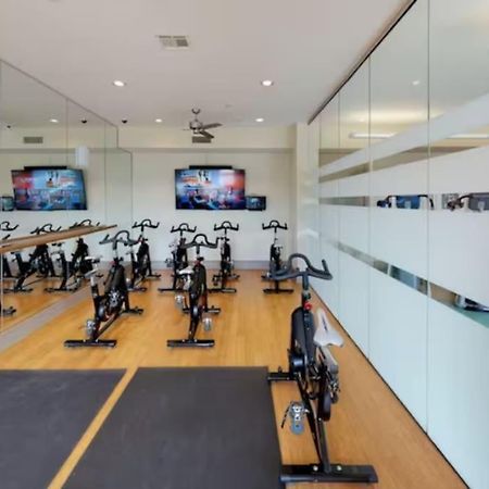 Chic 1Br Near Nrg With Pool Wifi Freeparking Apartamento Houston Exterior foto