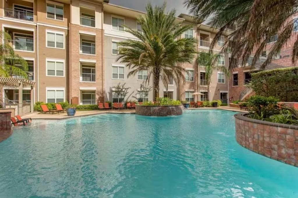 Chic 1Br Near Nrg With Pool Wifi Freeparking Apartamento Houston Exterior foto